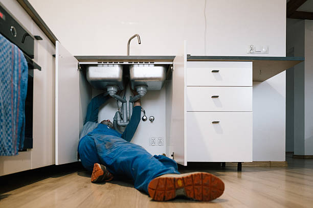 Professional Drain Cleaning technician working in High Bridge, WA